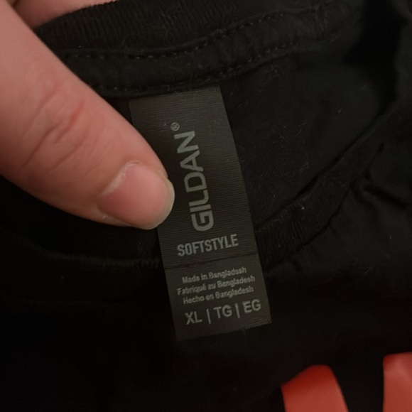 “MAMA CLAUS” Tee • XL - Picture 2 of 2